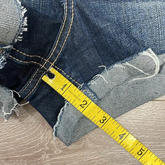 NWOT Hollister High Rise Short Short Ripped Dark Wash Denim 2” Inseam Size 5 - Picture 8 of 15